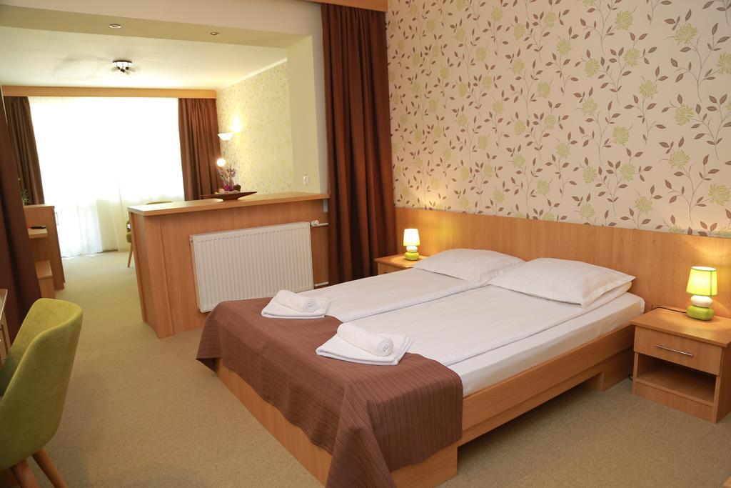 Hotel Muresul Health Spa Sovata Buitenkant foto